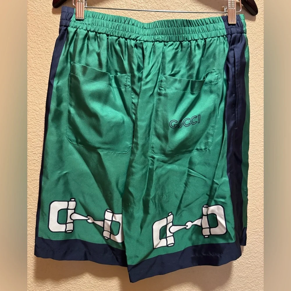 Gucci new authentic
